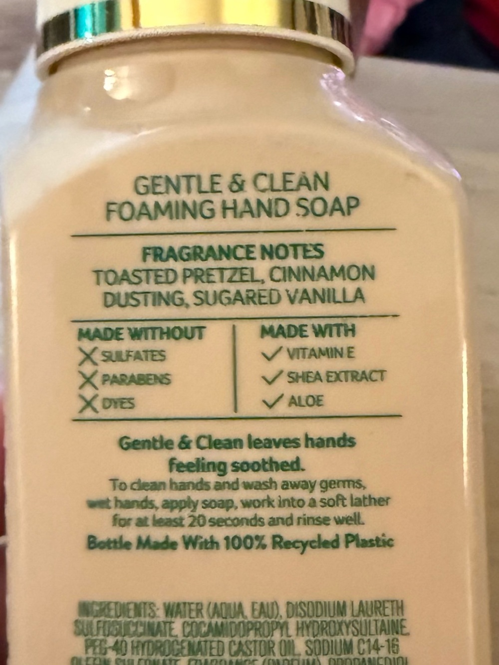 4 Bottles of Bath and Body Works foaming hand soap - Picture 3 of 8